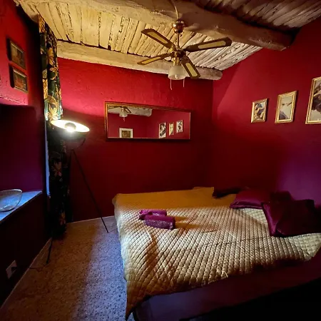 Old Town Oro Apartment